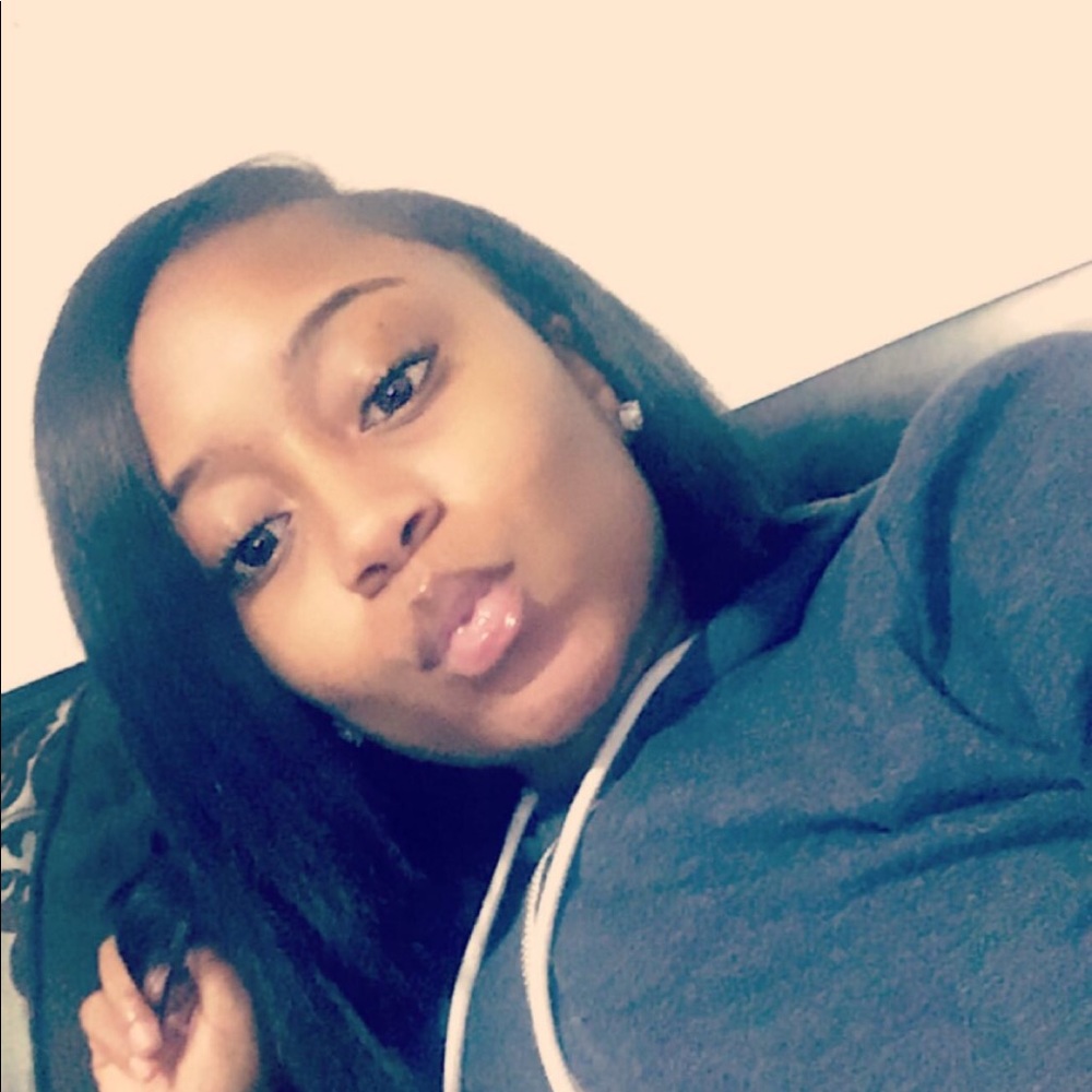 Meet your Posher, Raven